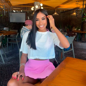 monique-em-salvador_08_12_2025