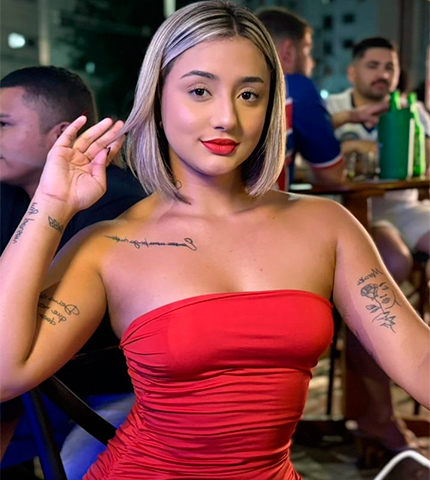 Terapeuta Priscila Rocha em Salvador - Imagem 5