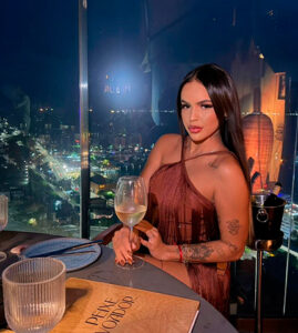 terapeuta-yasmim-em-salvador_19_03_2026_0